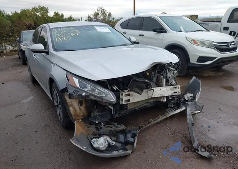 2021 Nissan Altima Sv Fwd z USA, uszkodzony, nr VIN 1N4BL4DV6MN337400